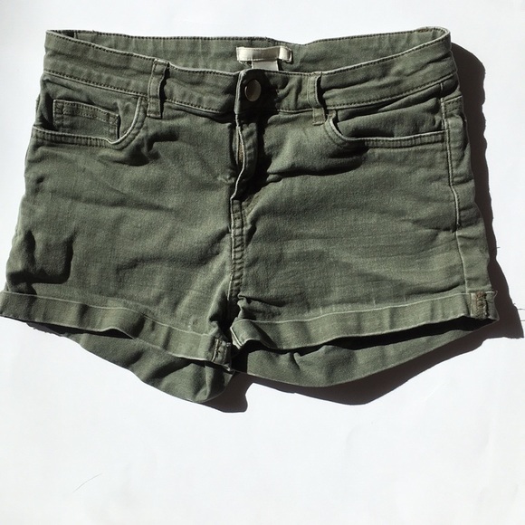 H&M Pants - Green H&M Shorts